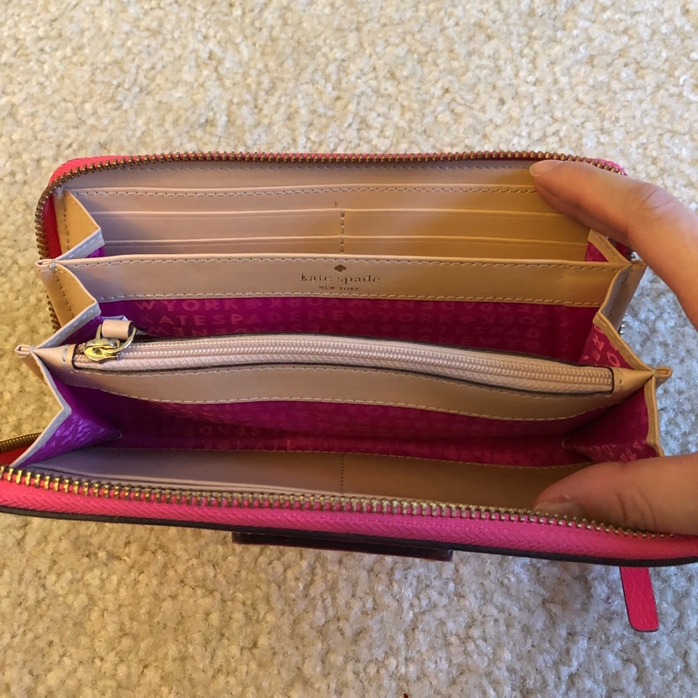Kate Spade Wallet - Picture 4 of 5